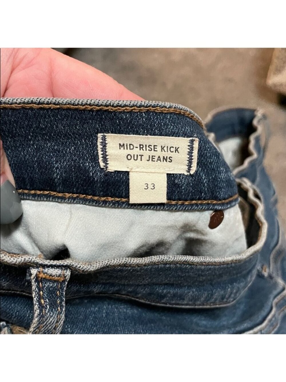 EC Madewell Midrise Kick Out Medium Wash Jeans - Size 33 - Picture 5 of 6